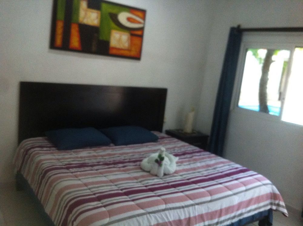 Hotel 41 Valladolid ภายนอก รูปภาพ