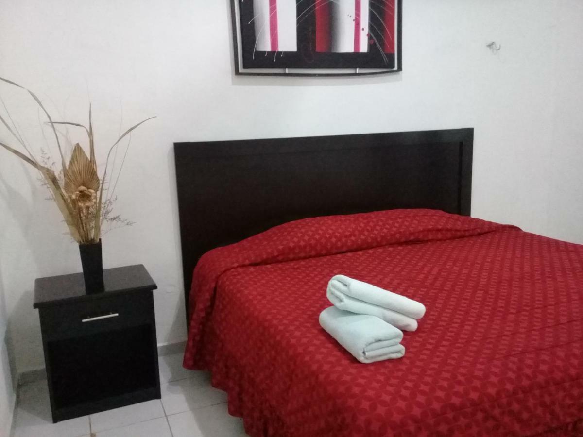 Hotel 41 Valladolid ภายนอก รูปภาพ