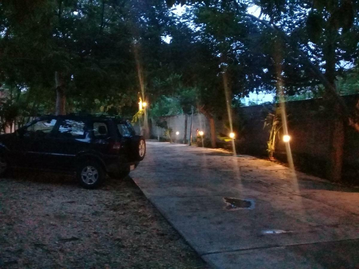 Hotel 41 Valladolid ภายนอก รูปภาพ